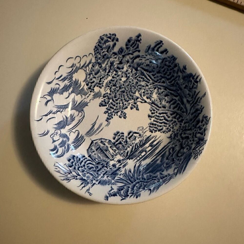 Vintage Enoch Wedgwood England Countryside Blue and White Saucer Plate 5”